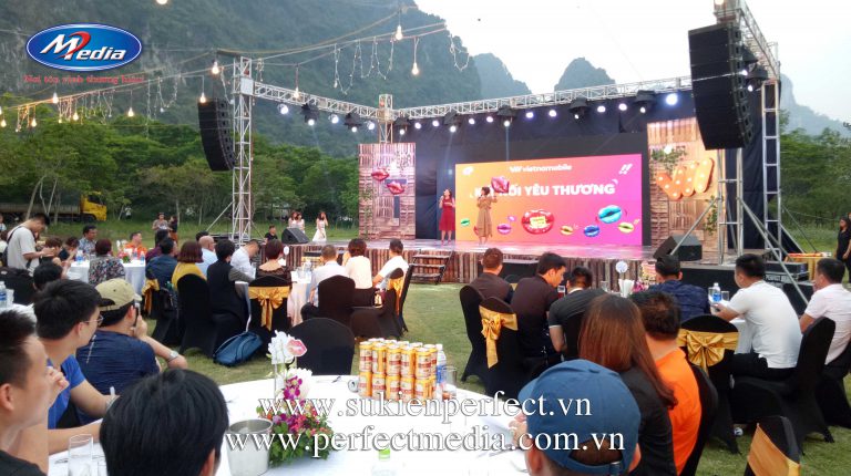 Cho Thue Thiet Ke Dan Dung San Khau 40