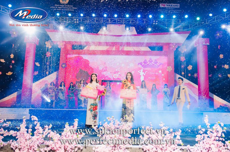 Cho Thue Thiet Ke Dan Dung San Khau 49