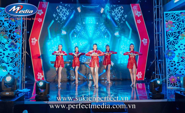 Cho Thue Thiet Ke Dan Dung San Khau 64