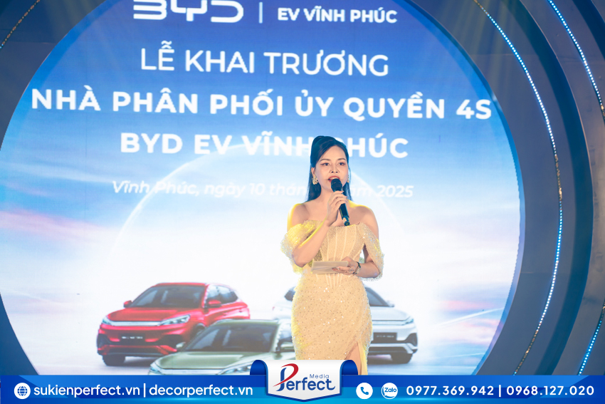 MC-chuyen-nghiep-Perfect-Media