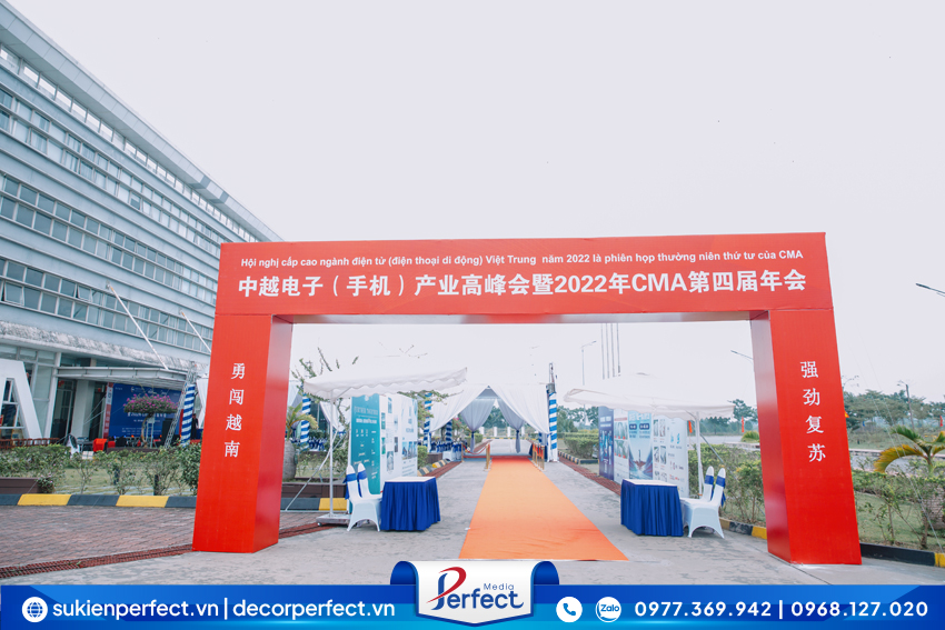 cong-chao-su-kien-hoi-nghi-dep