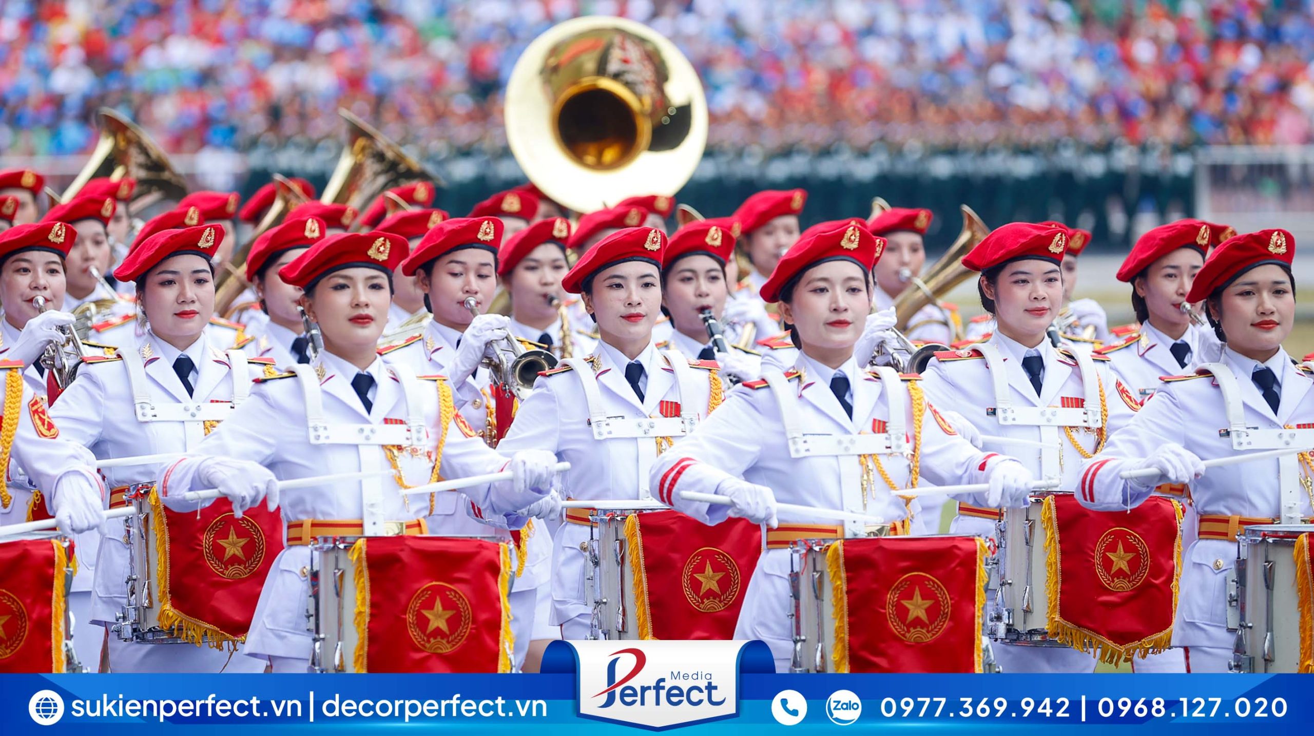 Đoàn Quân Nhạc biểu diễn duyệt binh tại sự kiện Kỷ Niệm 70 năm Chiến Thắng Điện Biên Phủ