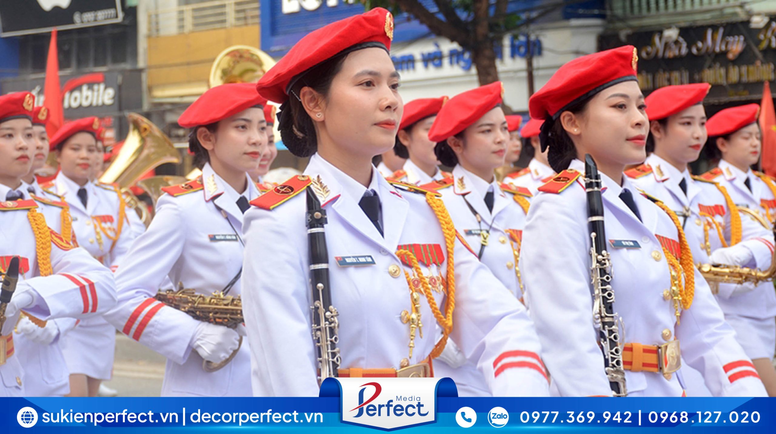 Đoàn Quân Nhạc biểu diễn duyệt binh tại sự kiện Kỷ Niệm 70 năm Chiến Thắng Điện Biên Phủ