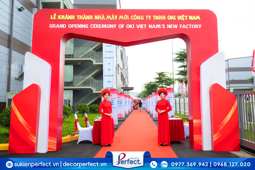 cong-chao-su-kien-khai-truong-khanh-thanh-dep