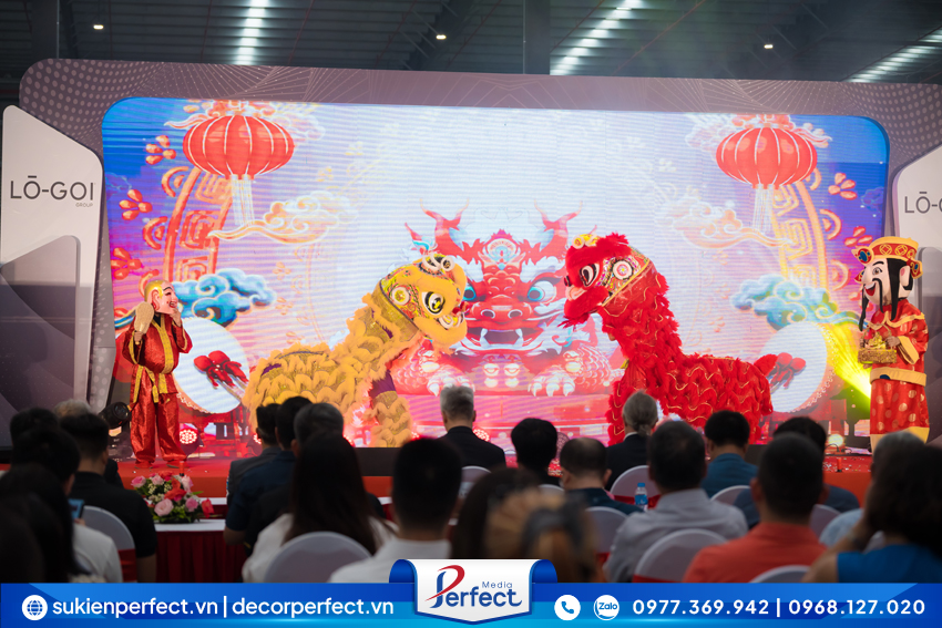 mua-lan-su-rong-chuyen-nghiep