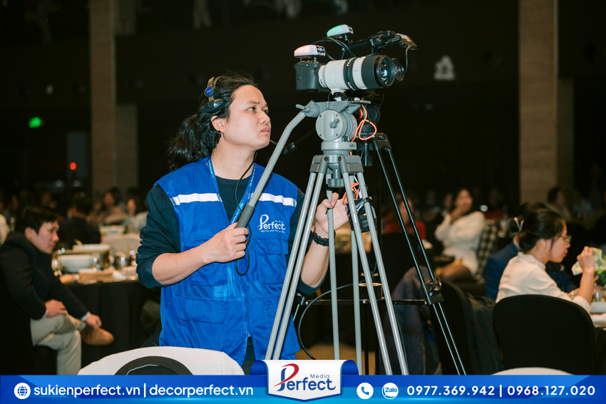 Quay-Chup-Su-Kien- Chuyen-Nghiep