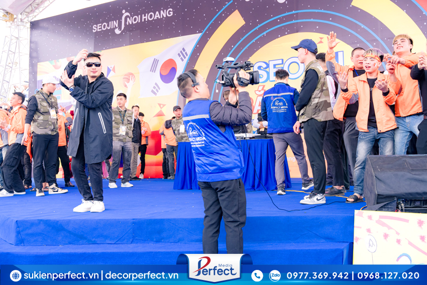 Quay-Chup-Su-Kien- Chuyen-Nghiep