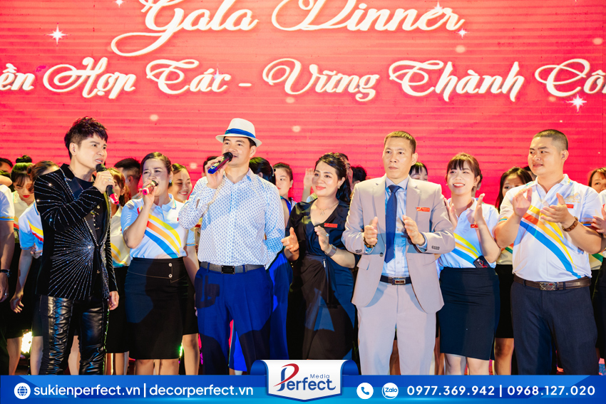 Tiec-gala-dinner