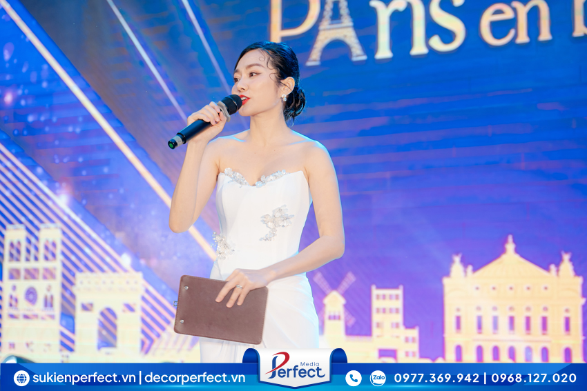 to-chuc-tiec-tat-nien-chuyen-nghiep