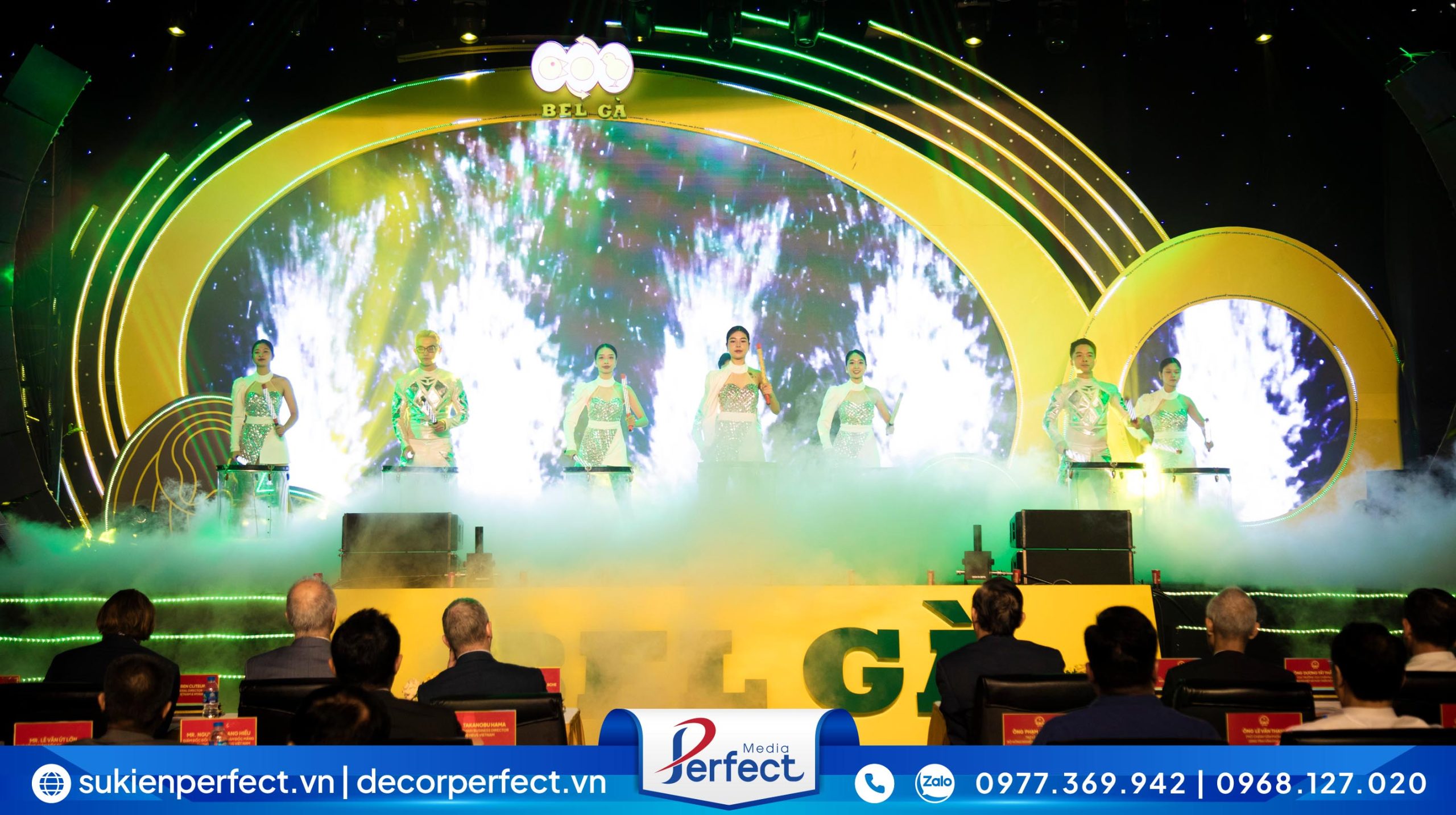 Perfect Media biểu diễn tiết mục múa trống nước chuyên nghiệp