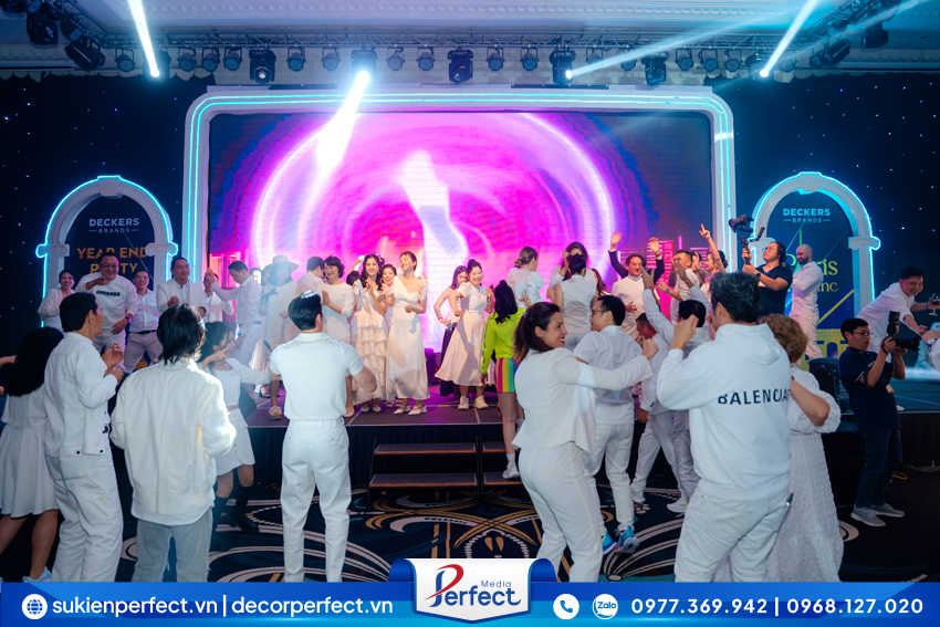 To-Chuc-Su-Kien-Tat- Nien-Chuyen-Nghiep