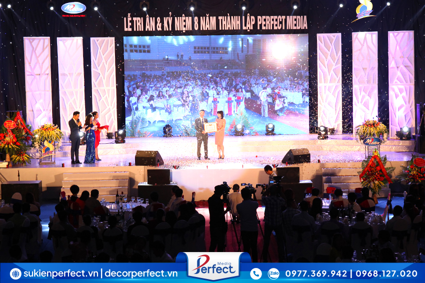 hoi-nghi-tri-an-khach-hang-chuyen-nghiep