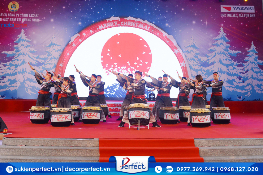 trong-hoi-da-sac-mau