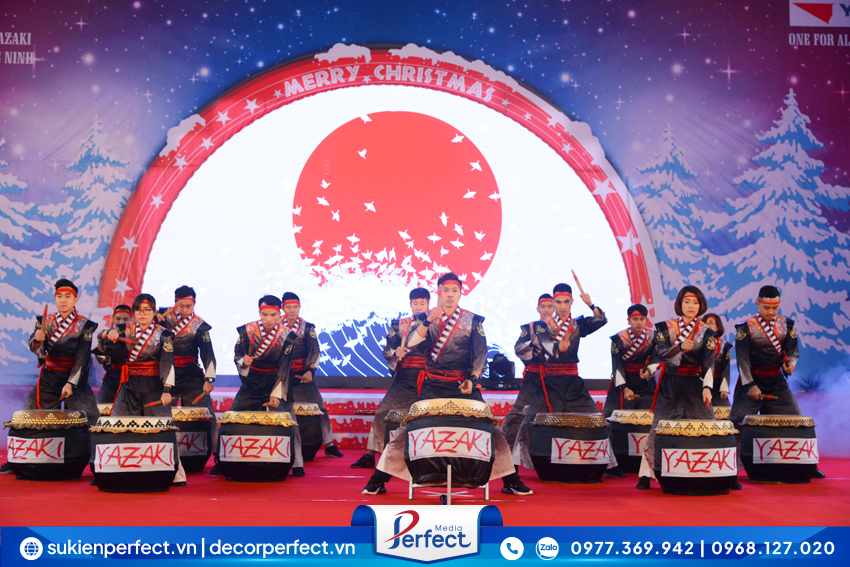 trong-hoi-da-sac-mau