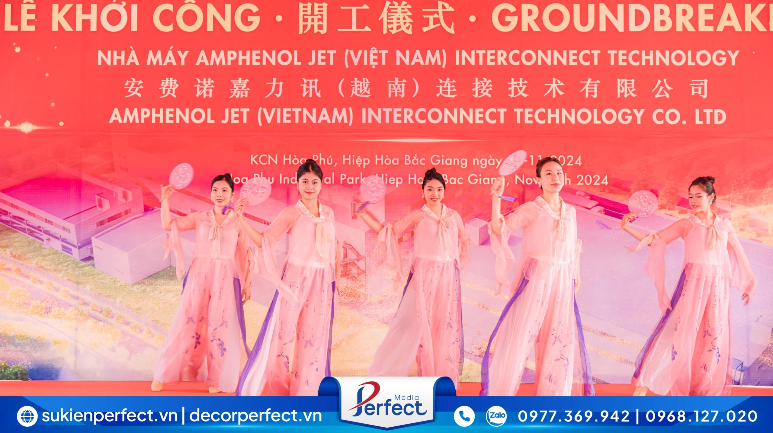 vũ đoàn biểu diễn chuyên nghiệp