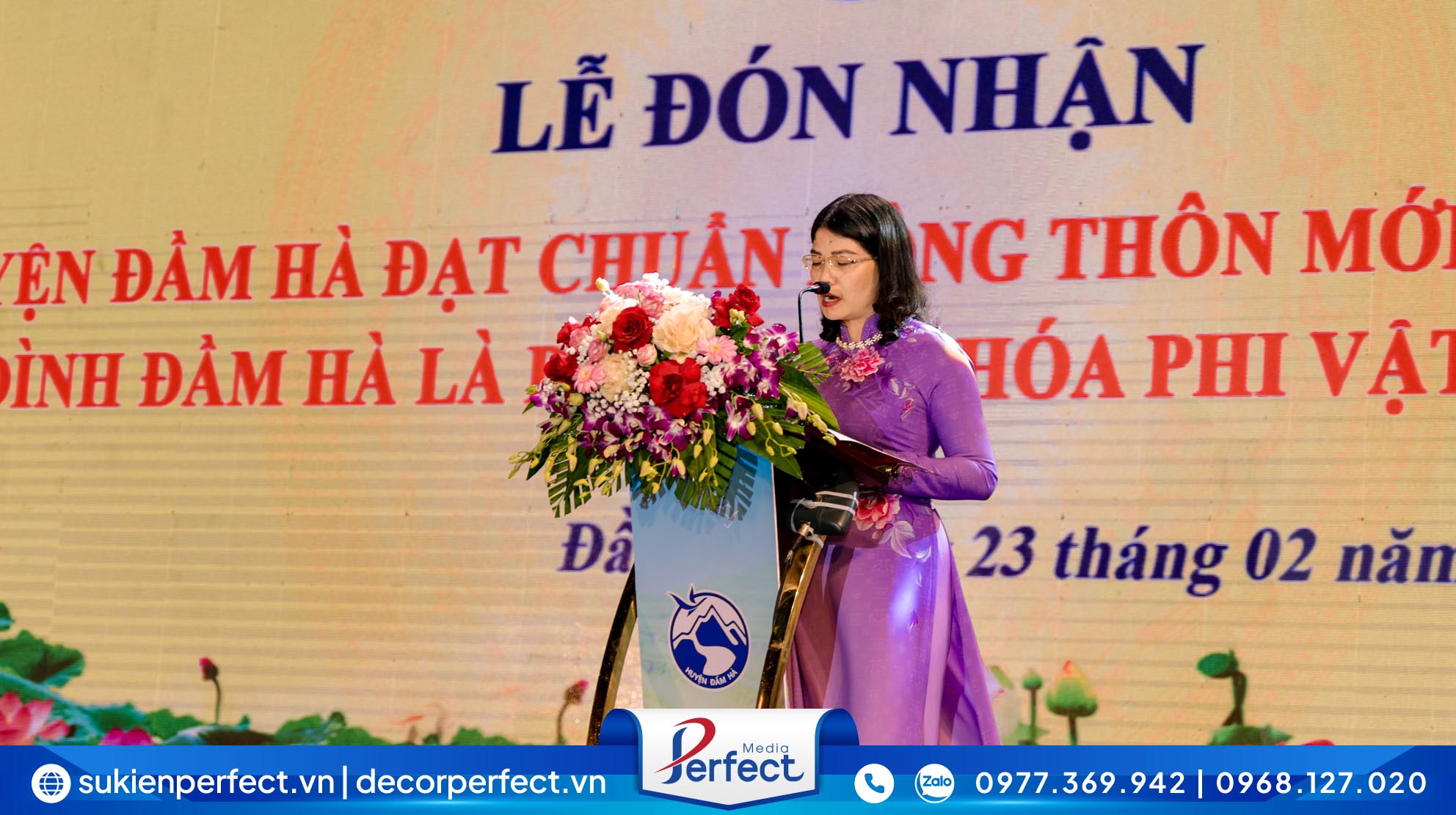 Bà Đỗ Thị Ninh Hường, Bí thư Huyện uỷ Đầm Hà phát biểu khai mạc tại buổi lễ