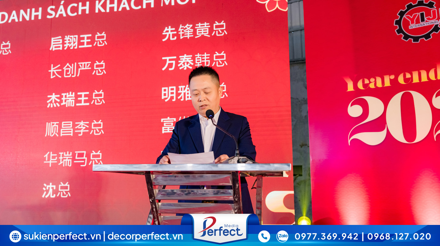 Ông Zhou Yong - đại diện ban lãnh đạo Công ty Nghệ Gia phát biểu