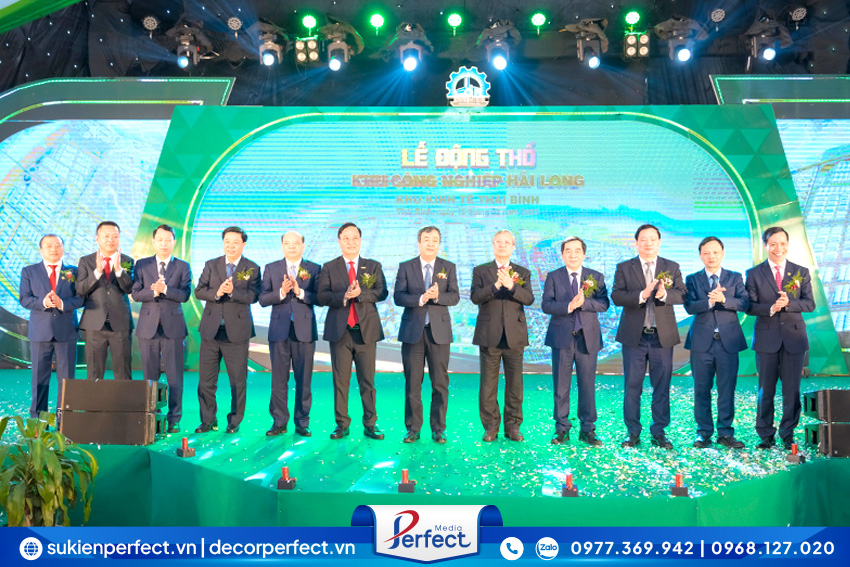 Le-khoi-cong-dong-tho-chuyen-nghiep-tai-Hung-Yen