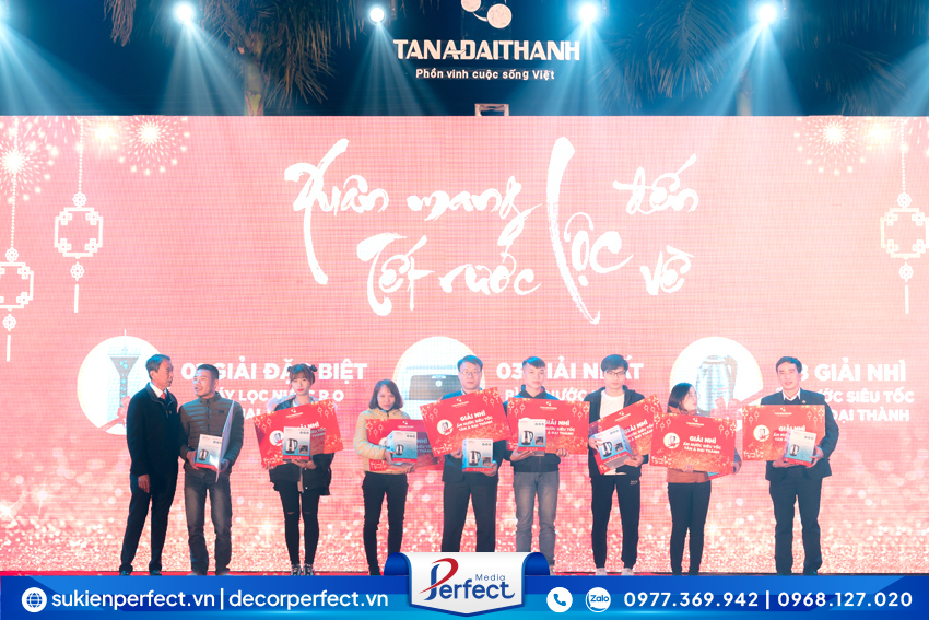 Tiec-tat-nien-gala-dinner-tai-hung-yen