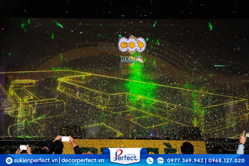 Trinh-Dien-Cong-Nghe-Hologram