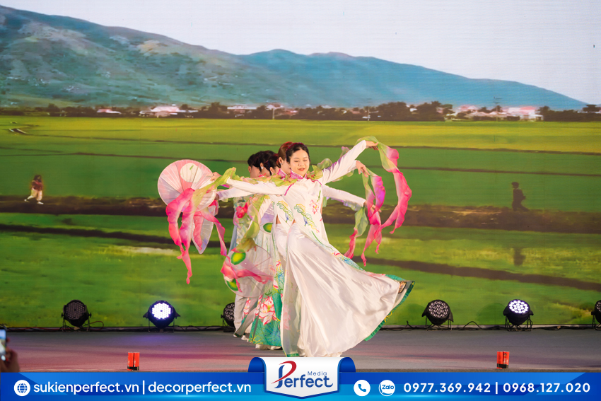 ca-sy-vu-doan-mua-chuyen-nghiep-tai-ninh-binh