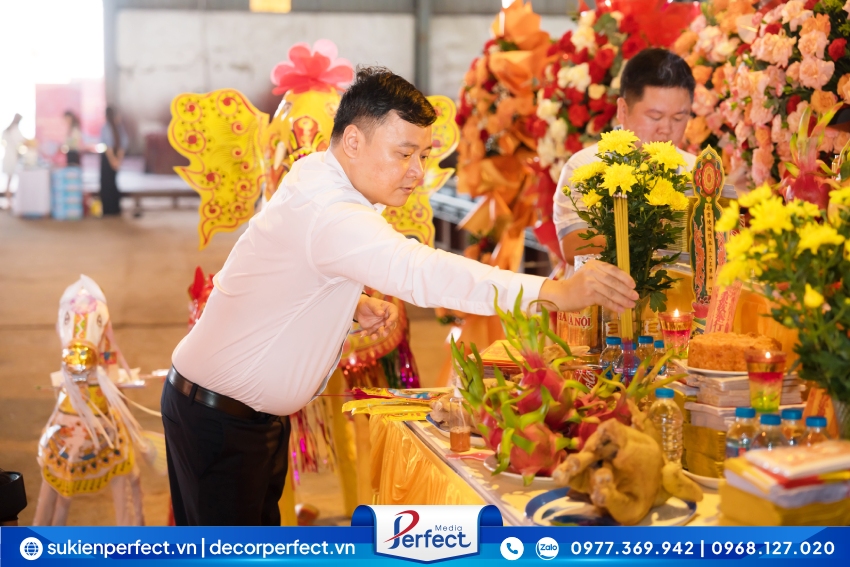 le-cung-khoi-cong