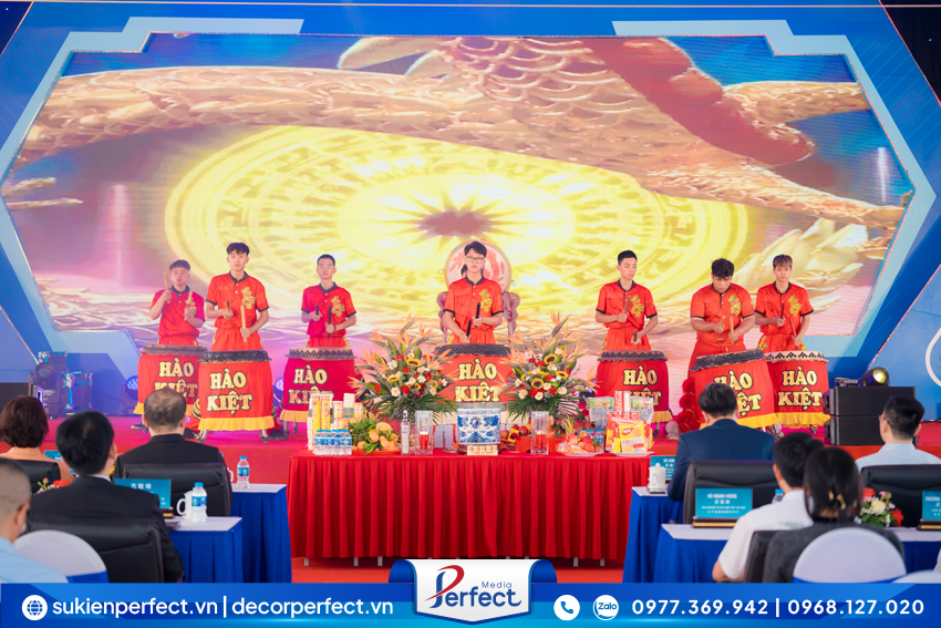 mua-lan-su-rong-trong-hoi-chuyen-nghiep-tai-thanh-hoa