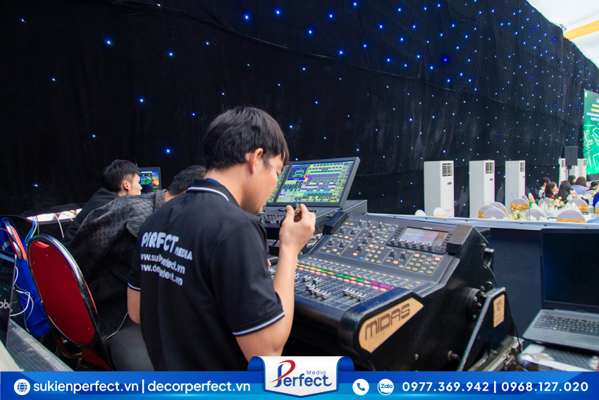 Team-ky-thuat-chuyen-nghiep-perfect-media-tai-phu-tho