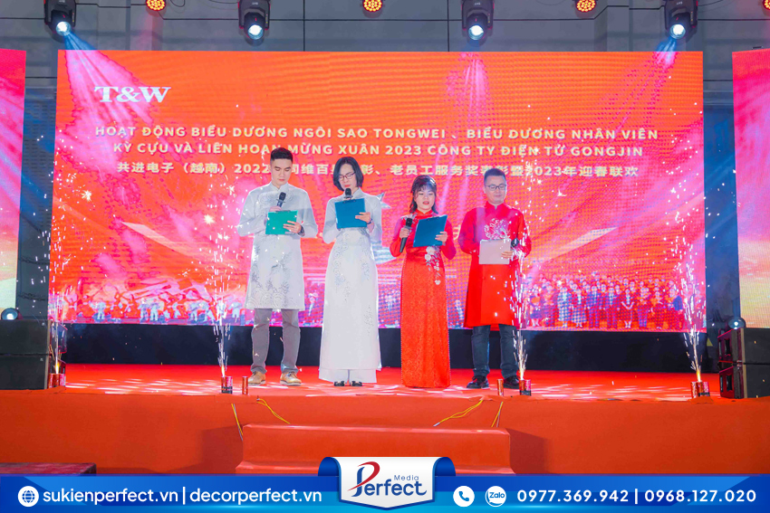 To-Chuc-Tiec-Tat-Nien-Chuyen-Nghiep-Tai-Phu-Tho