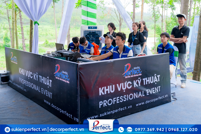 ekip-ky-thuat-perfect-media-tai-quang-ninh