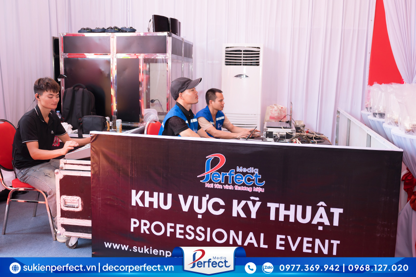 team-ky-thuat-perfect-media-tai-lao-cai
