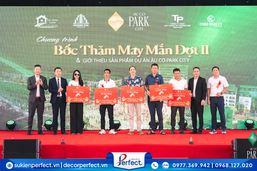 Le-mo-ban-gioi-thieu-chuyen-nghiep-tai-phu-tho