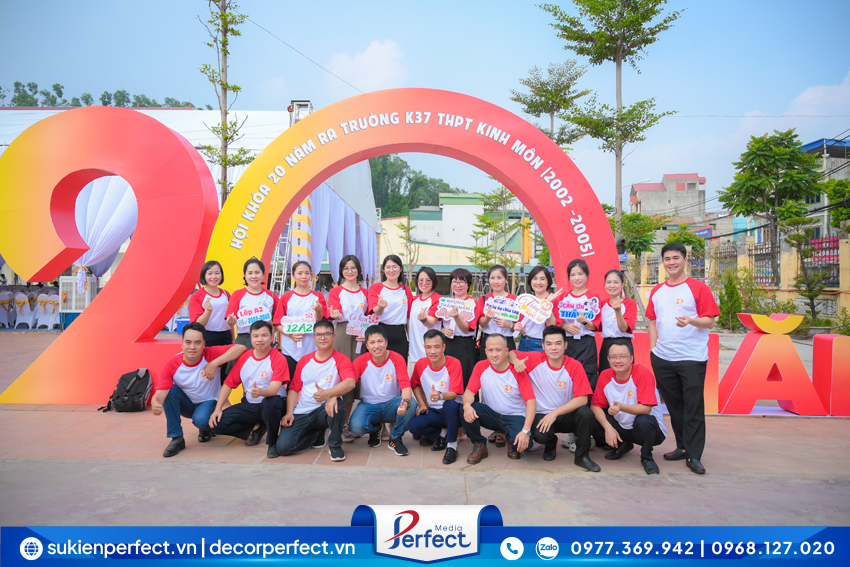hoi-khoa-K37-THPT-Kinh-Mon
