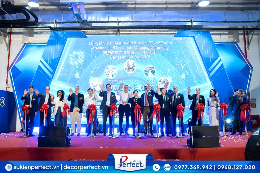 nghi-thuc-cat-bang-khanh-thanh-nha-may-amphenol-jet