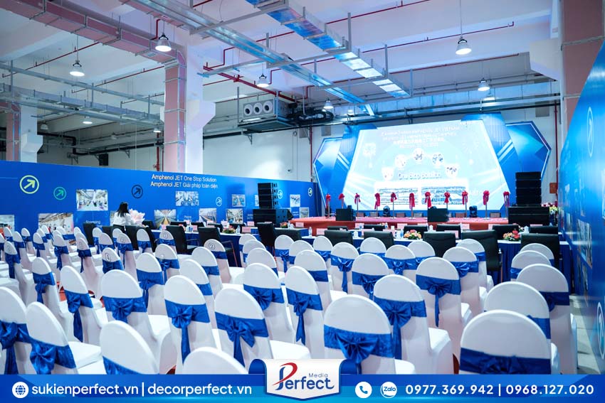 khong-gian-decor-le-khanh-thanh-nha-may-amphenol-jet