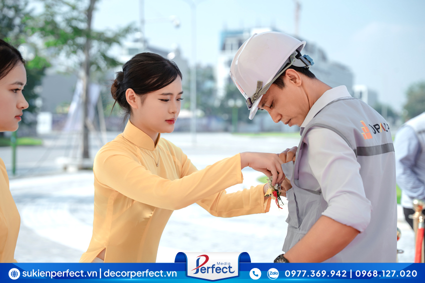 le-tan-chuyen-nghiep