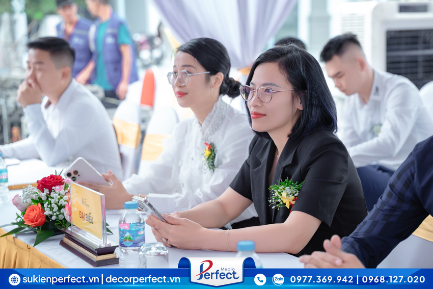 le-phat-dong-thi-dua-xay-dung-phan-mong-the-interone