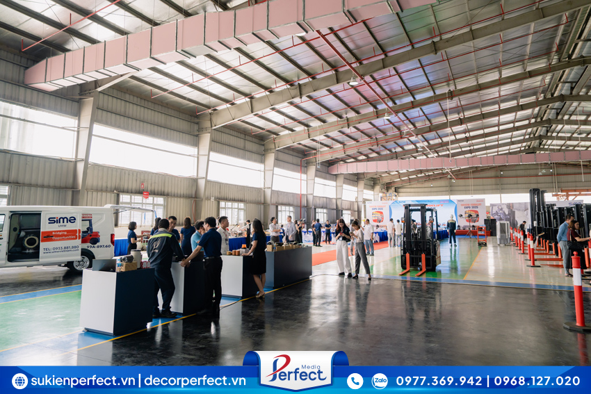 trien-lam-toyota-forklift-2025