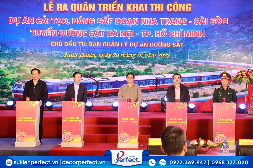 nghi-thuc-phat-lenh-ra-quan